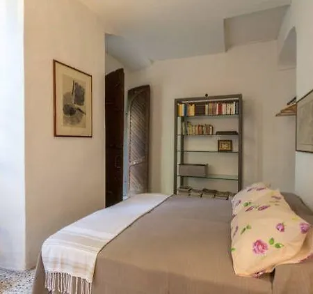 Semesterbostad Casa Gerardi *